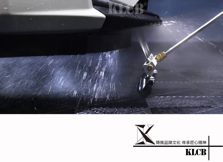 汽车底盘清洗器10