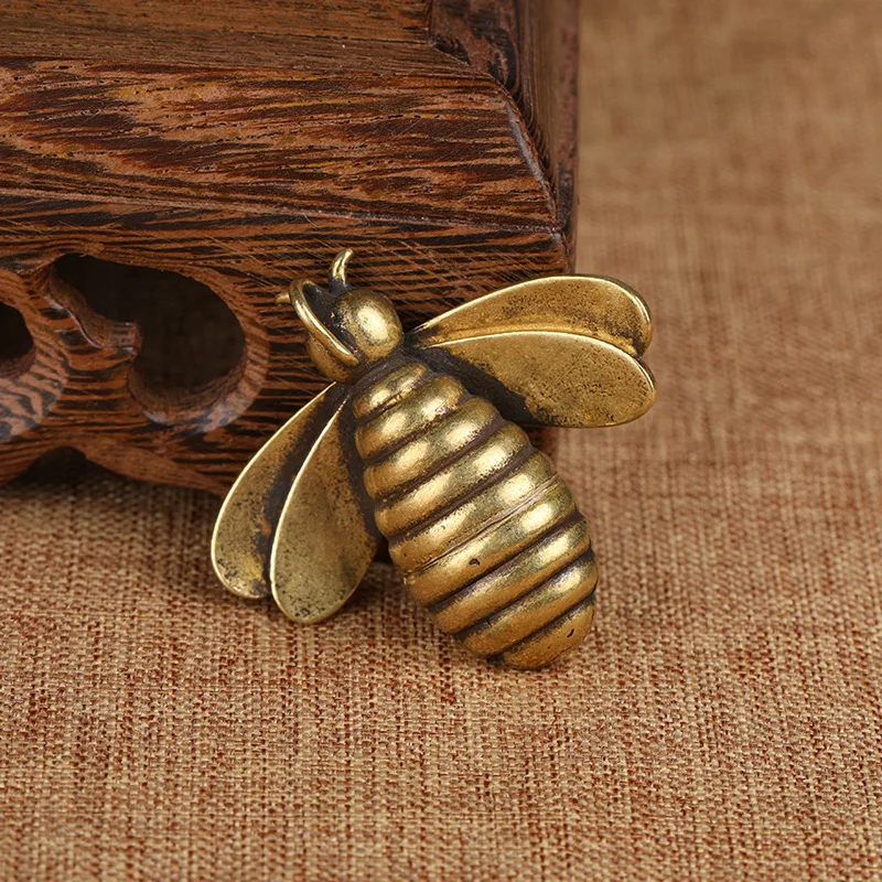 brass bee keychain pendants (9)