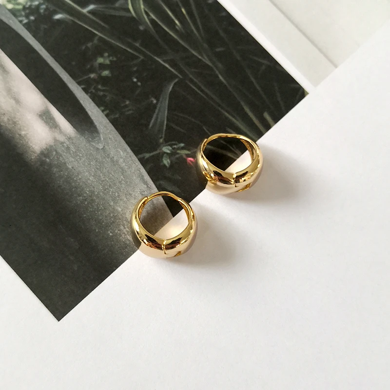 Peri'sBox трендовые корзины широкие золотые серьги полированные серьги Huggie для женщин минималистичные серьги-кольца ювелирные украшения, как на фото - Окраска металла: Gold