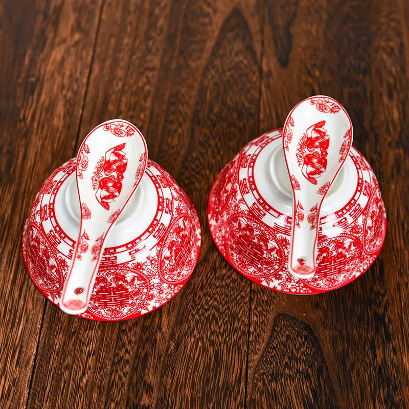 Китайская Свадебная пара чаш керамический набор чаша с красными ложками счастливый персонаж Подарочная коробка празднование брака посуда