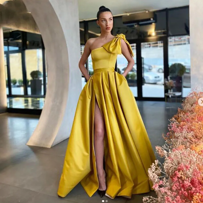 

Простые золотистые атласные вечерние платья 2022, длинные женские вечерние платья знаменитостей с одним открытым плечом для вечеринки