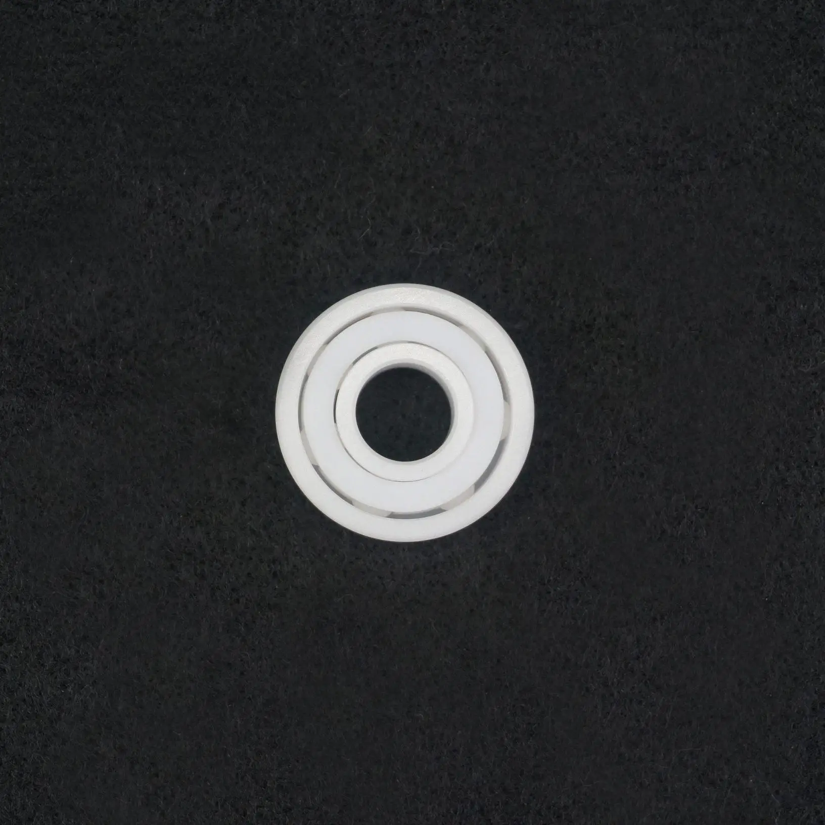 

6002 15x32x9mm Zirconia Full Ceramic Bearing ZrO_2 Finger Spinner One side Seal