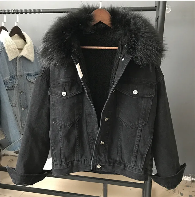 

Korean Winter Removable Big Fur Collar Lamb Fur Lining Denim Jacket Women Loose Short Black Jeans Jacket Female Chaqueta Mujer