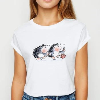 

Oversize Hedgehog takes gift Tshirt Ulzzang Spring Summer T shirt Women Trendy Versatile Women's shirt vestidos O-Collar T-shirt