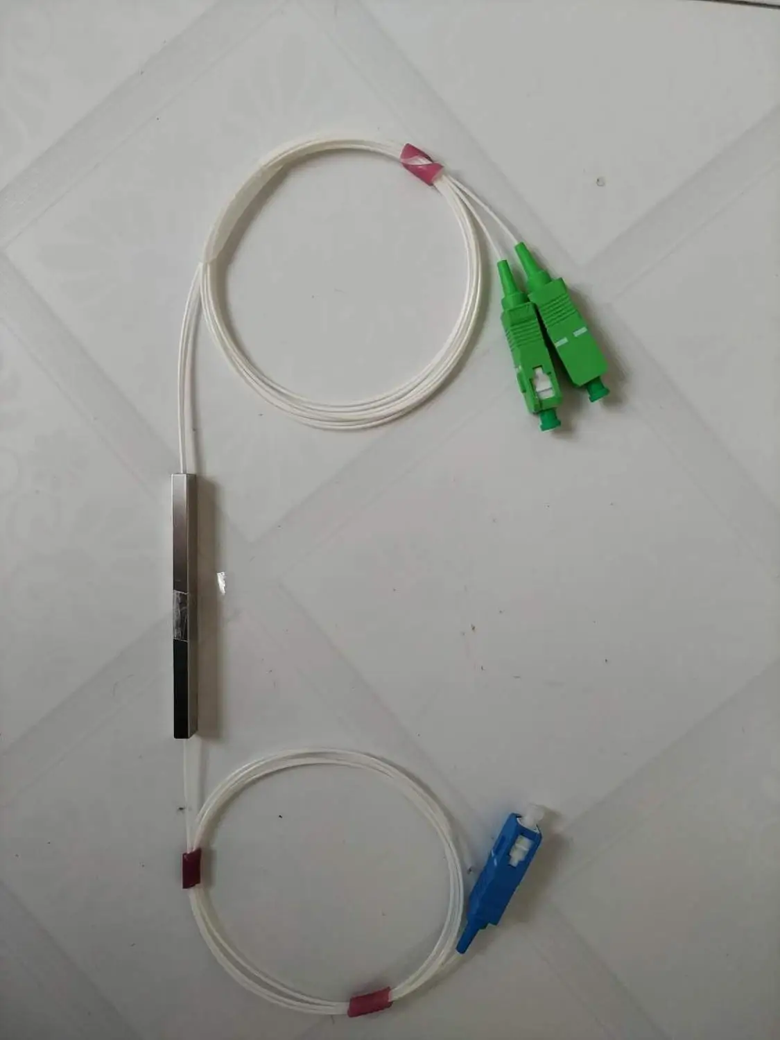 

Fiber Optical PLC Splitter SC 1 : 2 Mini steel tube type 1x2 0.9mm Fiber Opitc Splitter SC/APC- SC/UPC Connector