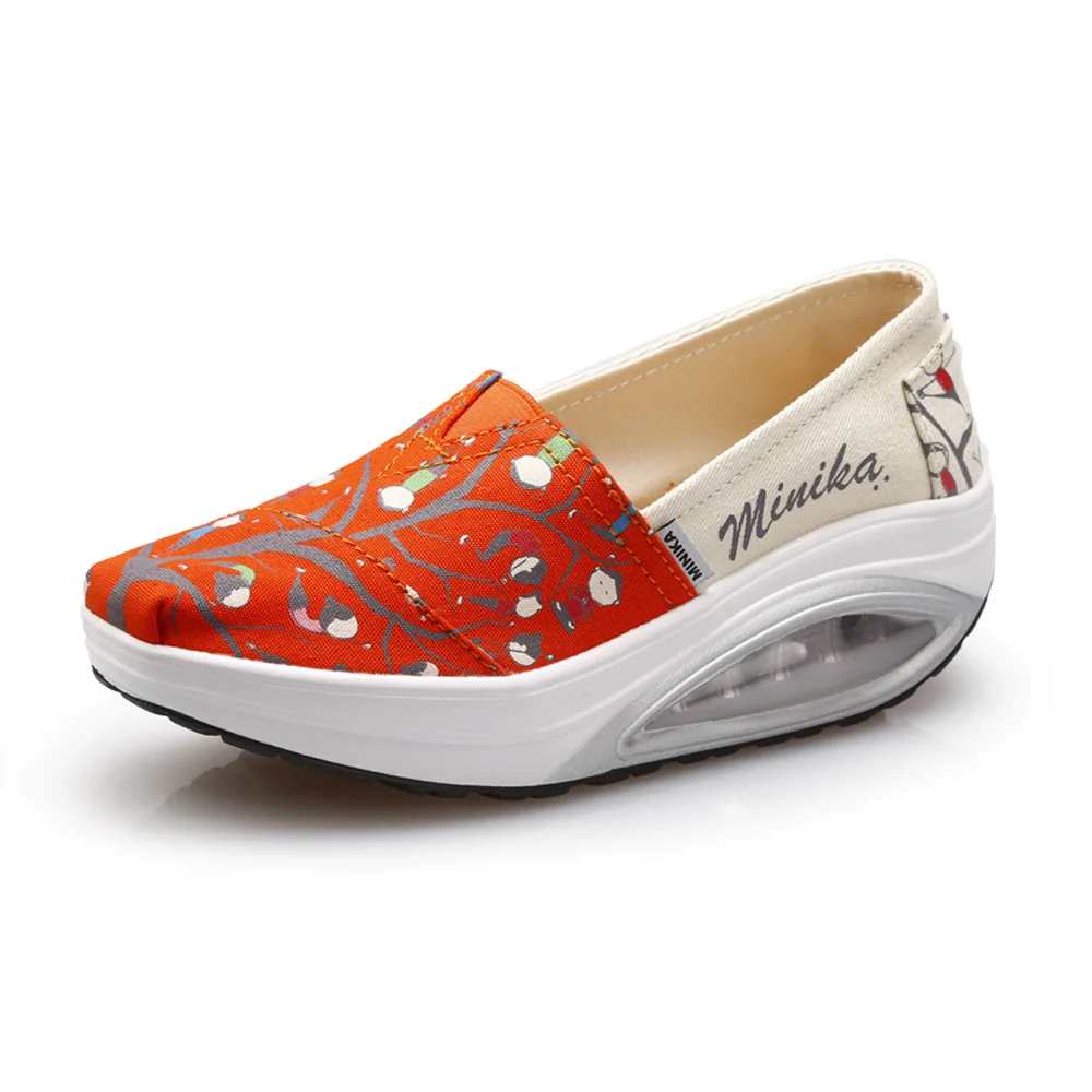 Women's flat shoes round head cartoon canvas shoes autumn casual non-slip thick bottom ladies boat shoes YIDALILAOYECHE - Цвет: 1551Orange