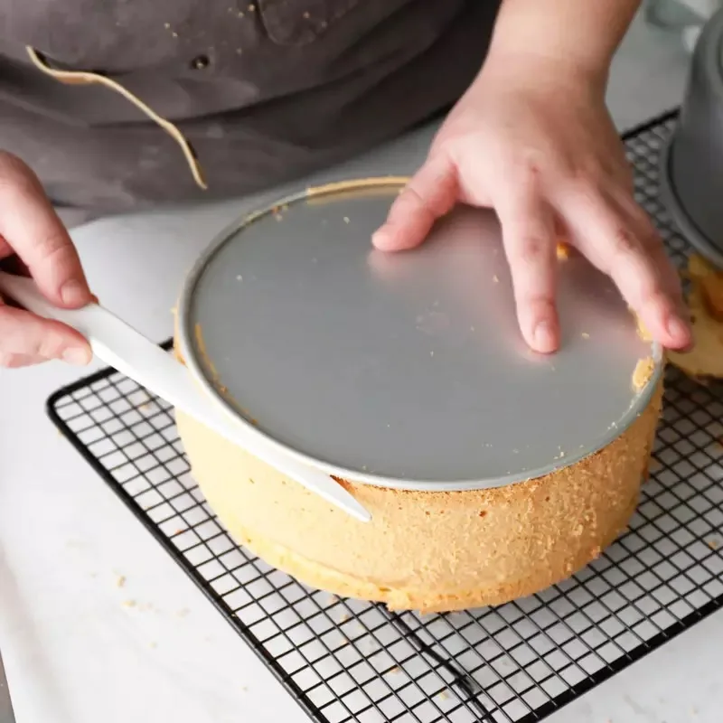 9Pcs/Set Cream Scraper Irregular Teeth Edge DIY Scraper Cake Decorating Fondant pastry cutters Baking Spatulas Tools ZXH