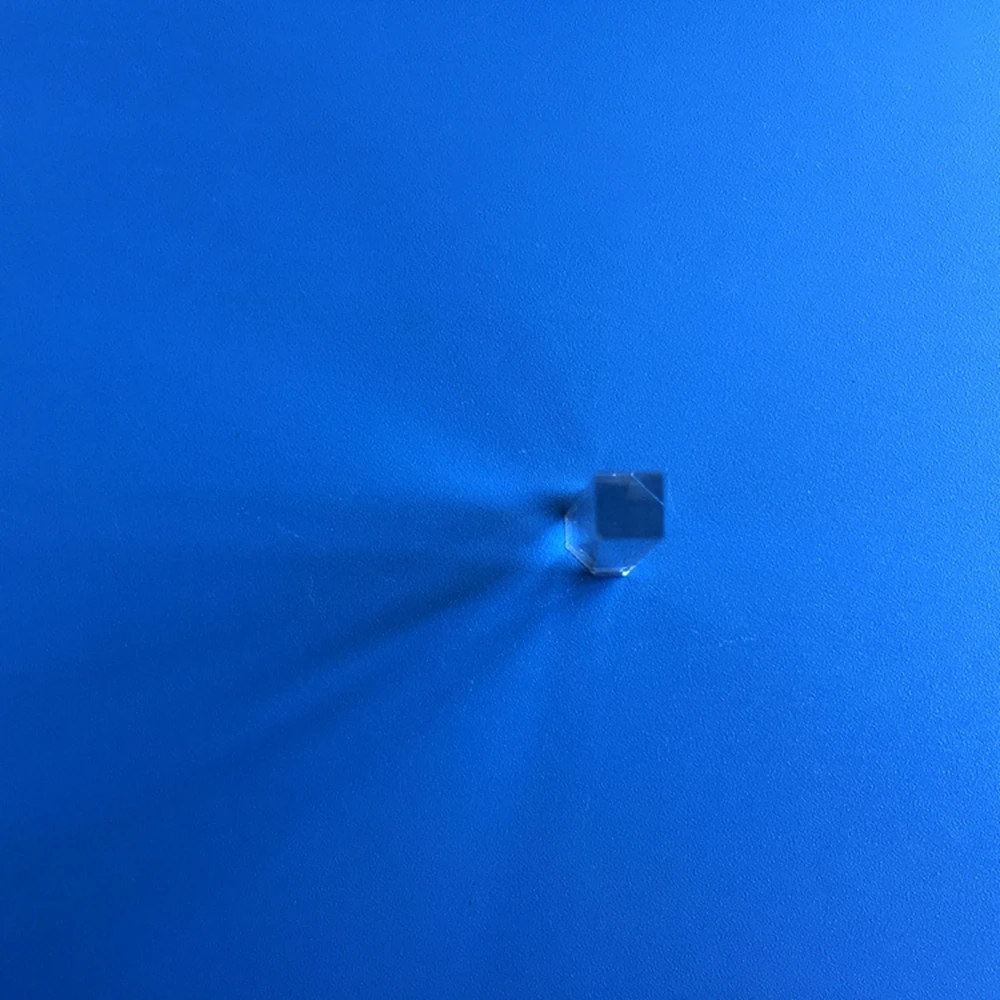 Треугольная призма от производителя, стеклянный светильник, направляющая колонка, оптическая четырехпризма, подгонянная сценическая лампа, объектив