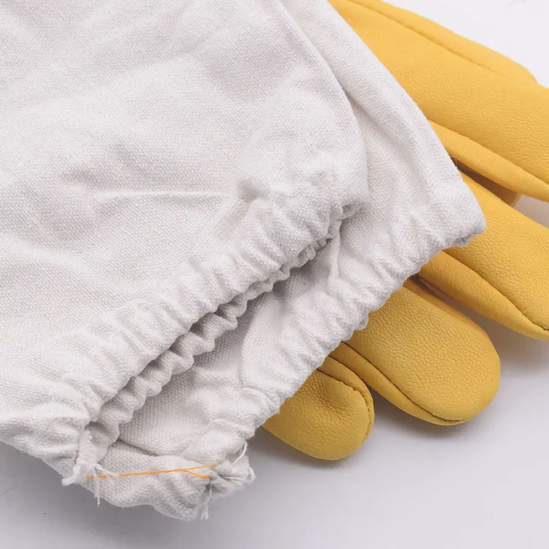 1 Pair Bee Gloves Sheepskin Gloves Anti-bee Anti-sting for Professional Apiculture Beekeeper Beekeeping Tool beekeeping gloves
