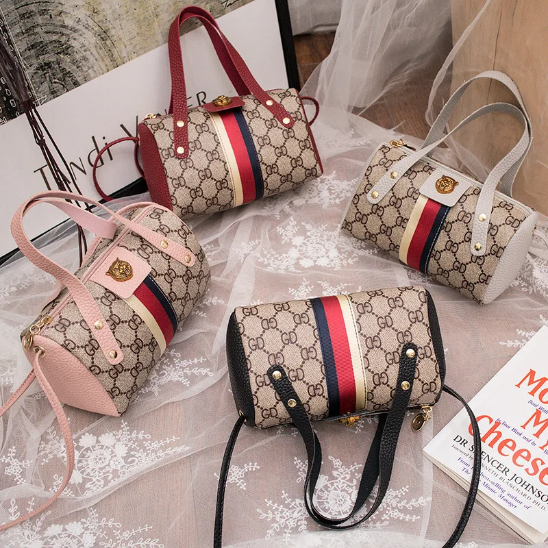 

2019 New Style Retro Lettered Printed Pillow WOMEN'S Bag Versitile Fashion Contrasting Color Hand Shoulder Bag Mobile Phone Bag