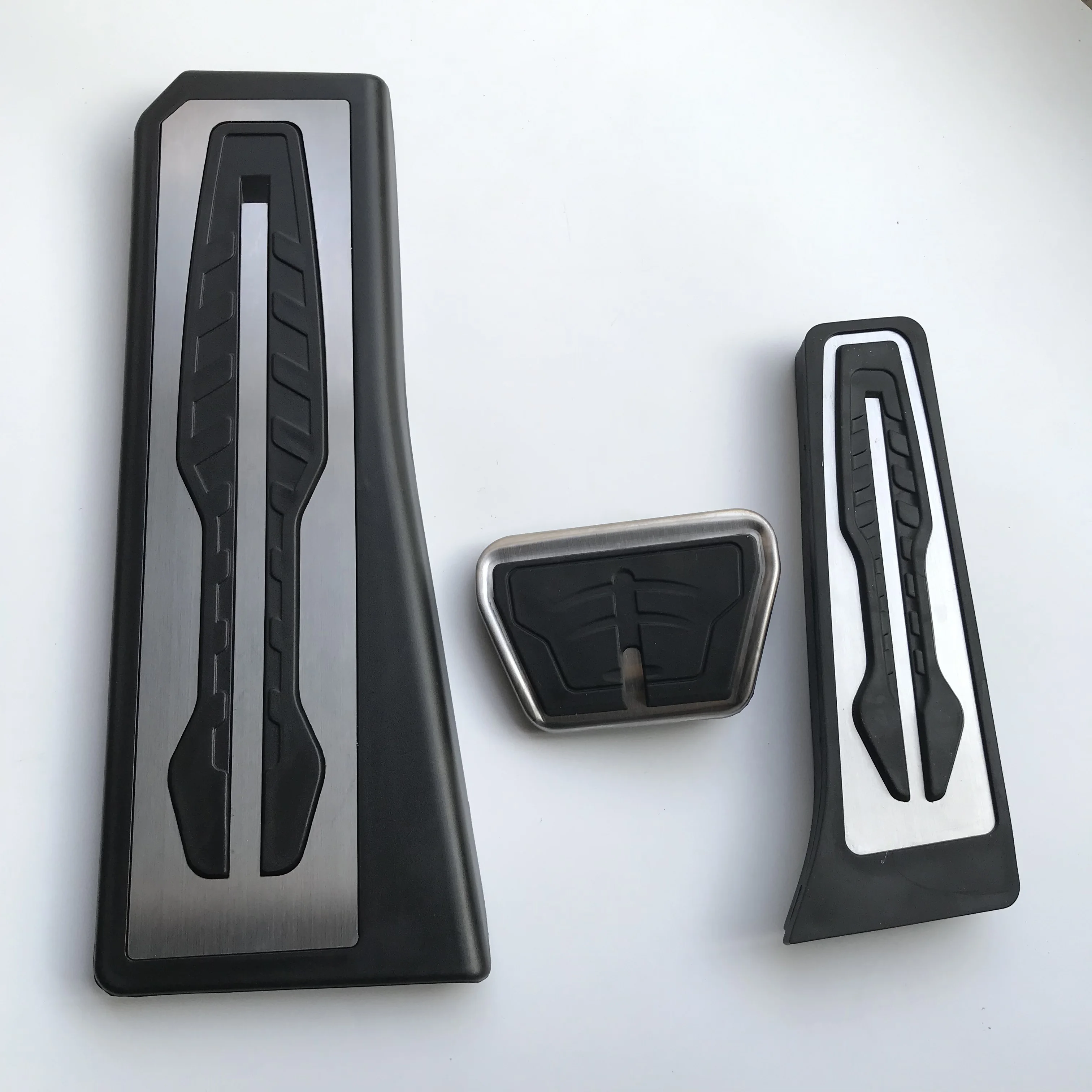 BMW 5/6/7シリーズ Z4 X3 5GT ペダル カバー アルミF10 F11 F18 F01 F02 F25 専用ペダル アクセ ル ブレーキ フットレスト