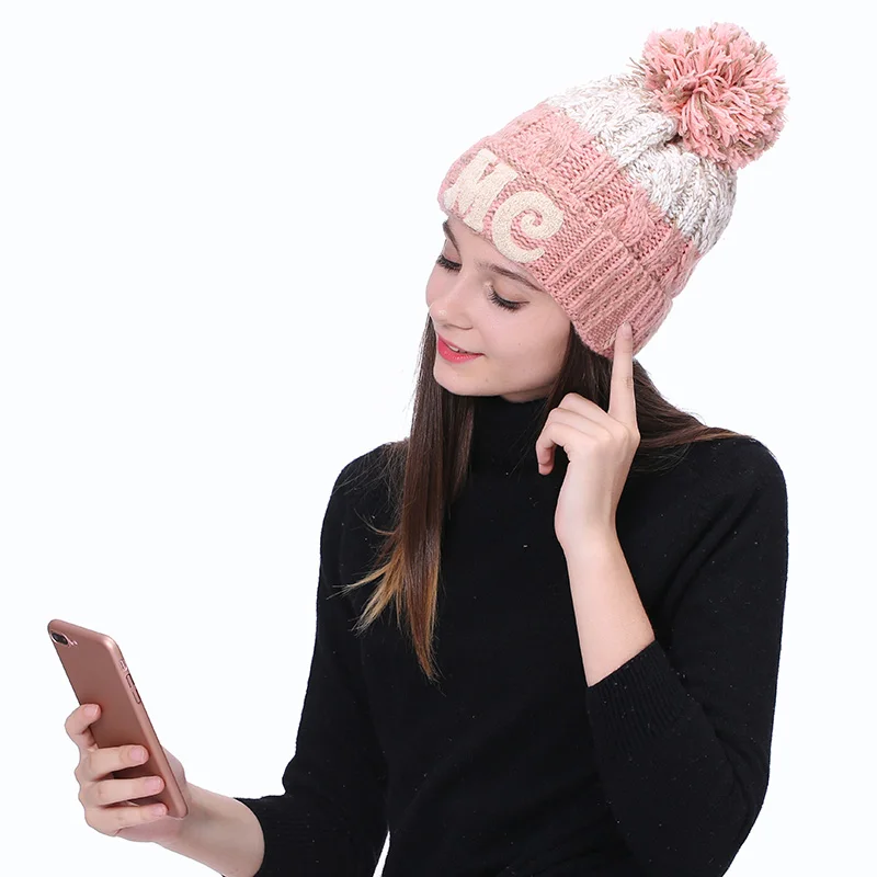 

Women Winter Bluebooth Headphones Hat Christmas Knit Ladies Warm Boutique Thickening Hat Outdoor Headset Caps