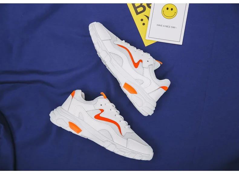 11746547263_1482975995