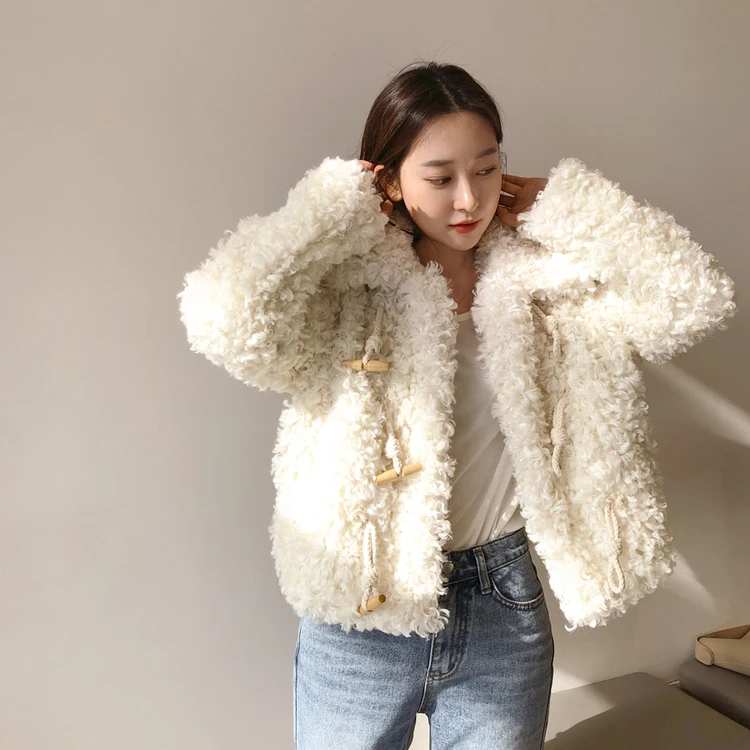 ANSFX корейский искусственный мех ягненка Роговая пуговица длинная мохнатая верхняя одежда с отворотом стильная женская зимняя теплая куртка с длинным рукавом пальто Топ