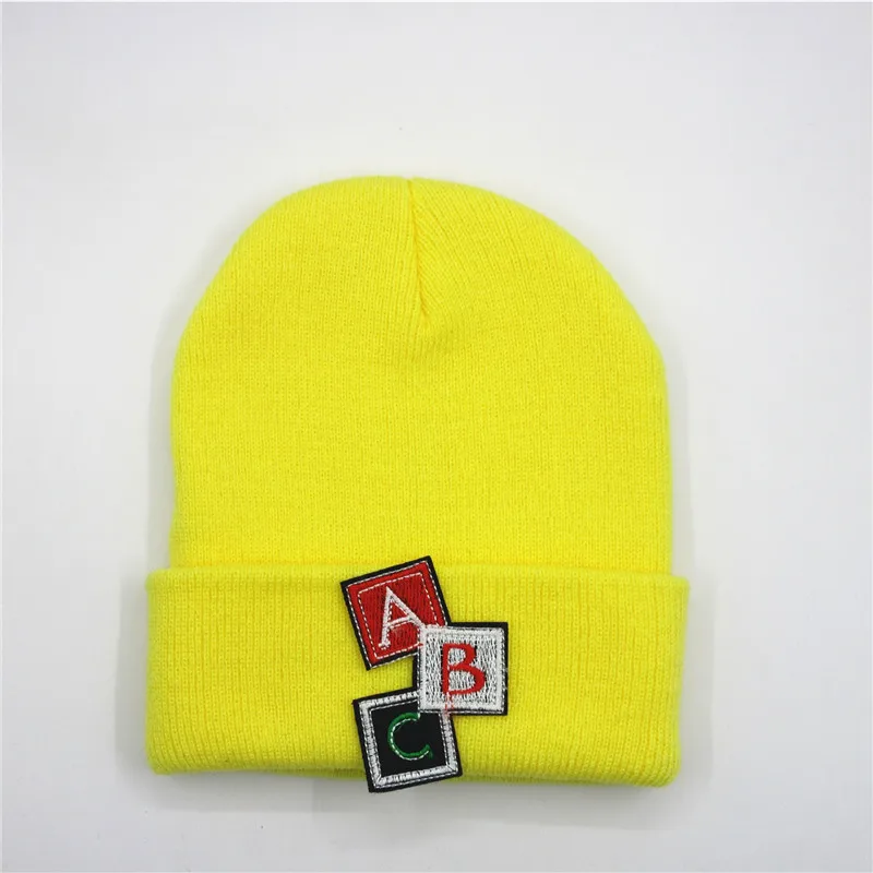 LDSLYJR ABC с вышивкой, утолщенная вязаная шапка, зимняя теплая шапка Skullies, шапка бини, шапка для мужчин и женщин 238