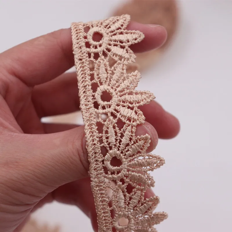 

2 Yards Polyester Flower Embroidered Lace Applique Lace Trim Sewing Handicrafts FL61