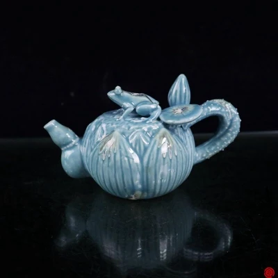 

Exquisite Antique Porcelain Frog Lotus Leaf Backflow Pot Ornaments