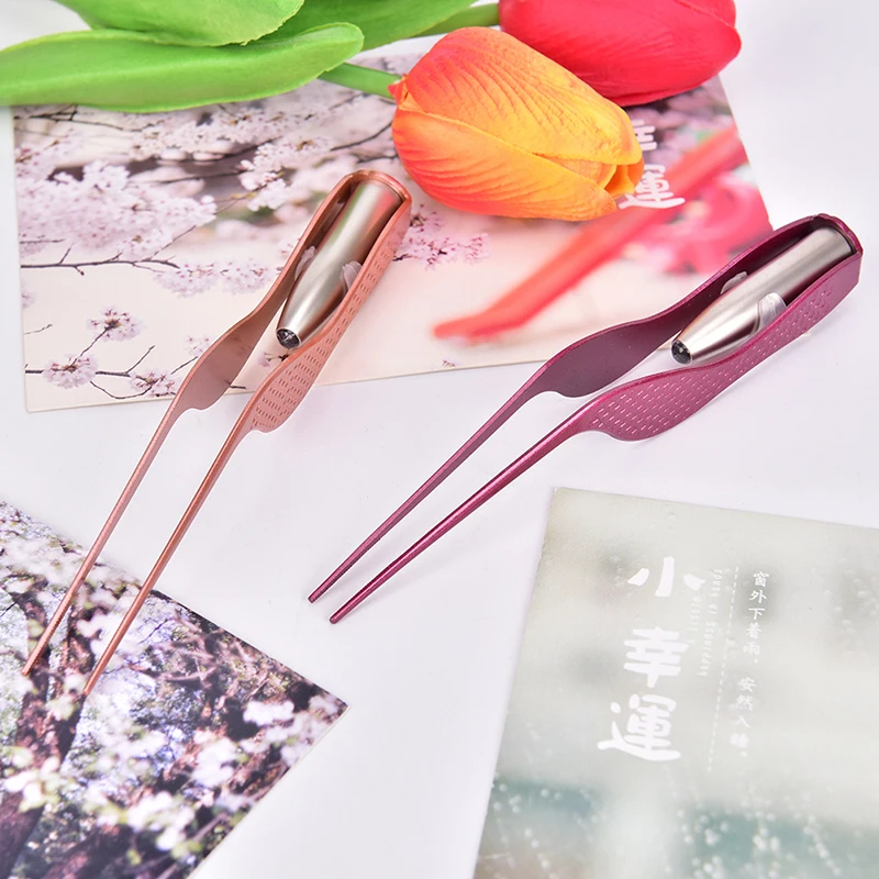 

1Pc Baby Earwax Cleaner Flashlight Earpick Earwax Remover Luminous Ear Curette Light Spoon Cleaning Ear Care Tool For Children