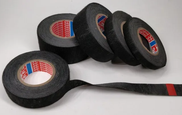 4 Rotoli Nastro Tessuto Nero 15mmx15m - Isolante Alta Temperatura, Per Auto, Moto, Cablaggi - Foto 9