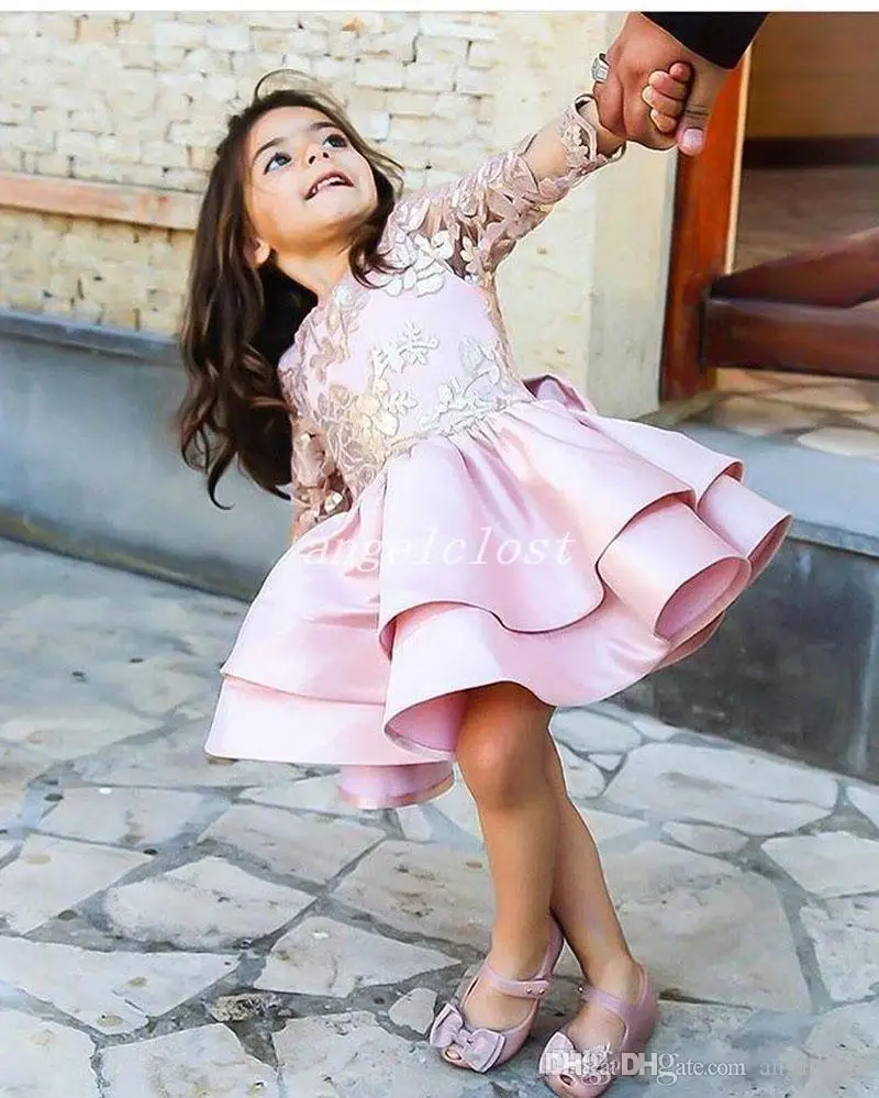 2018 Baby Roze Meisjes Pageant Jurken Jewel Backless Applicaties Pailletten Boog Korte Kind Verjaardag Partij Jassen Cosplay Slijtage Bloem G 2018 Baby Roze Meisjes Pageant Jurken Jewel Backless Applicaties Pailletten Boog Korte Kind Verjaardag Partij Jassen Cosplay Slijtage Bloem G