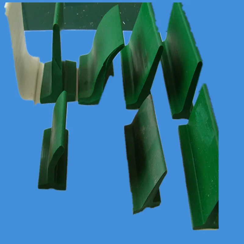 ПВХ зеленый специальный дефлектор конвейерной ленты по индивидуальному заказу обработки, подходит для транспортировки специальных материалов
