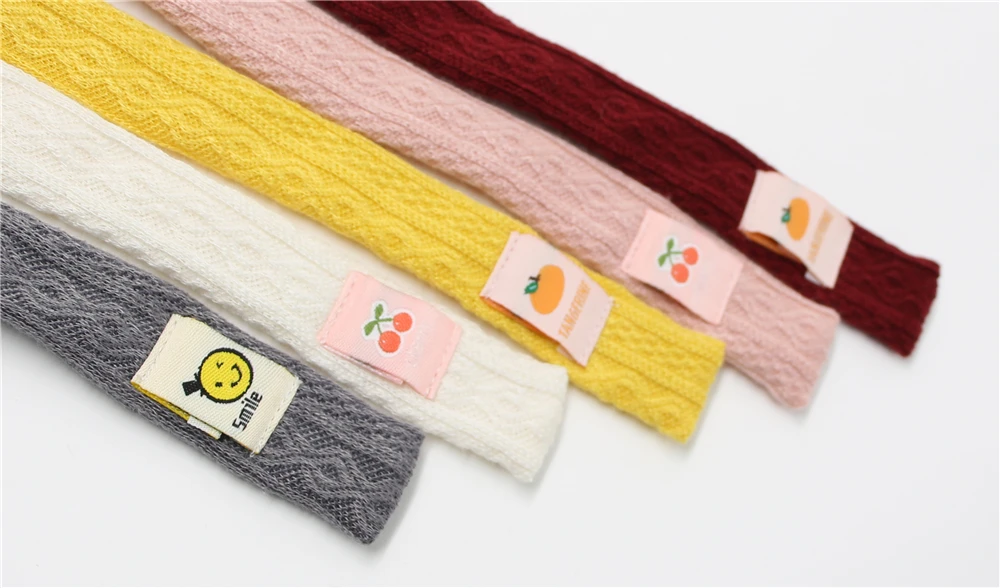 Handcrafted Blythe Doll Knitted Accessories: Hats, Scarves & Socks 10