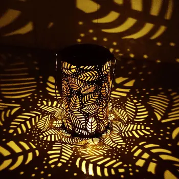 

Hollow Outdoor Solar Lantern Lights Garden Hanging Lights Metal Leaf Pattern Lights Pathway Lamp for Patio Outside Table Lamp