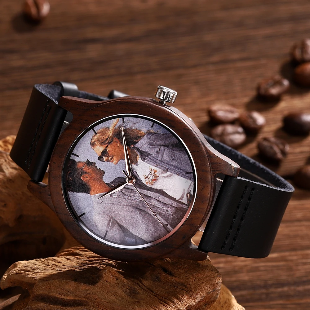 Деревянные часы с гравировкой на фото персонализированные в подарок семейные