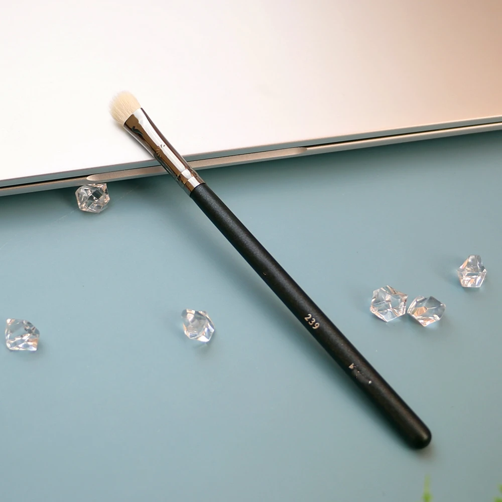P series 239# кисть для теней для век местная Кисть для нанесения основы тонкий светильник пиковая Шерсть косметический инструмент Косметическая кисть 1 шт