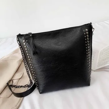 

Fashion Women Rivet Black Shoulder Bag Large Chain Handbag Classic Famous Brand Designer Tote Bag Lady Crossbody Bag sac