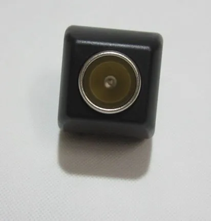 2390216185_1859145952