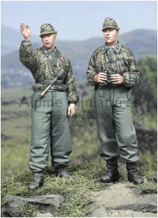 1:35 LAH Officers in the Ardennes Set (2 фигуры)