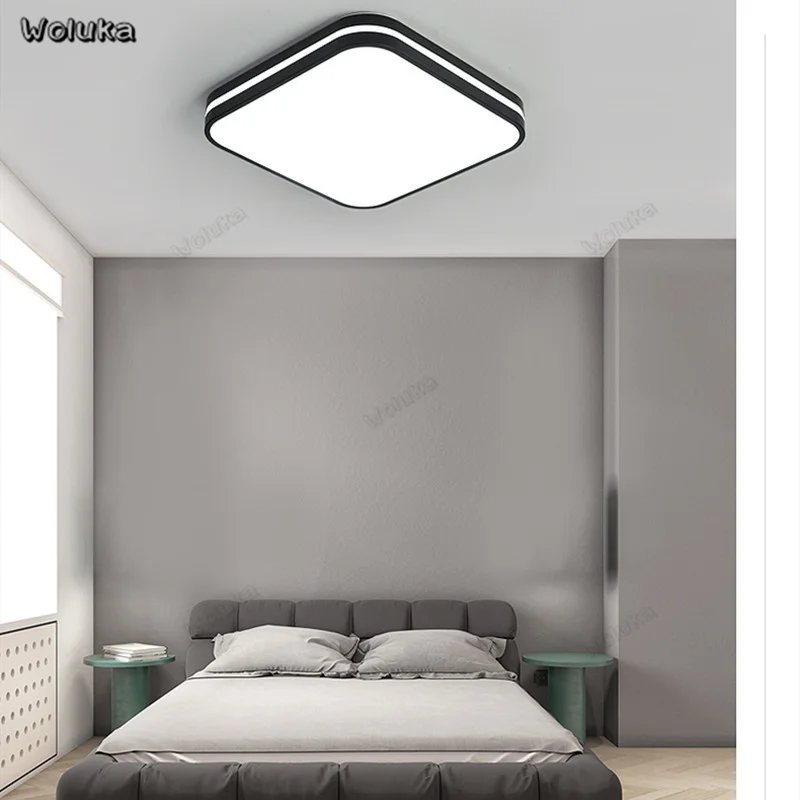 Современный минималистичный потолочный светильник в скандинавском стиле