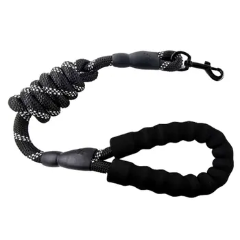 

Pet leash explosion models reflective dog leash pet leash Nylon thickened reflective traction rope Leash