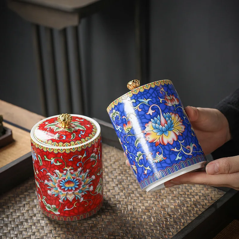 European Style Colored Flower Crown Ceramic Jar With Lid Cylindrical Sealed Tea Pot Porcelain Storage Jar Candle Bottle Decor