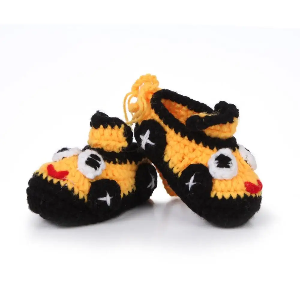 Модные Разноцветные носки-тапочки для малышей, для первых шагов, для новорожденных, ручная работа, вязаная детская обувь для мальчиков и девочек 10 см - Цвет: Yellow Car eyes