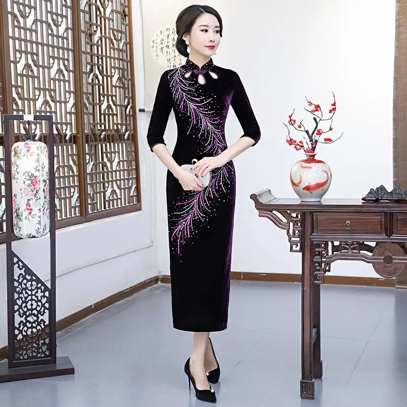 Сексуальная леди вышивка Qipao элегантный бархат китайский стиль Тонкий Формальное вечернее платье Бургундия зима теплый велюр Cheongsam Vestidos - Цвет: Style1 Purple