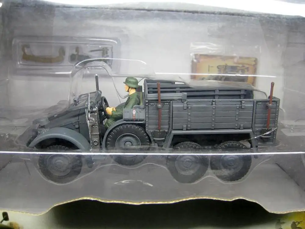 Немецкий KFZ70 PERSONNELGARRIER 1/32 литье под давлением модель готового танка FOV