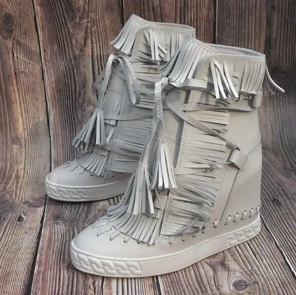 

Newest Black White Solid Color Cow Leather 8 cm Wedge Sneakers Woman Fringed Tassel Height Increasing Short Ankle Boots Shoes