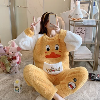 

Winter Long Sleeve Women Pajamas Set Cartoon Dot Coral Fleece Thick Warm Pyjamas Set Female Flannel Home Sleepwear Pants Suit