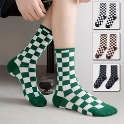 New Style In Tube Cotton Women's Socks Lattice White and Green Socks Breathable Fashion Men's Socks, Autumn and Winter Socks