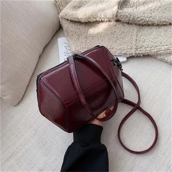 

Vintage Chain Shoulder Strap Zipper Crossbody Bag for Women 2020 New Polygon Solid Color Small Shoulder Bag PU Messenger Bag