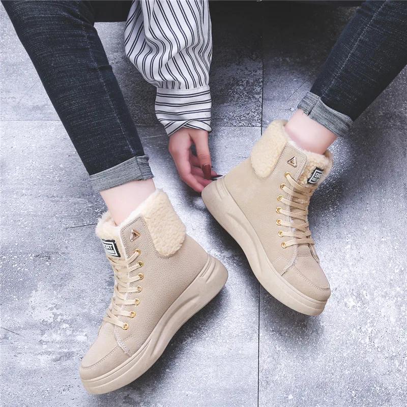 

Korean-style Tide Ride Snow Boots Women's plus Velvet Martin Short Boots Students Autumn And Winter Hight-top Thick Bottomed Ext