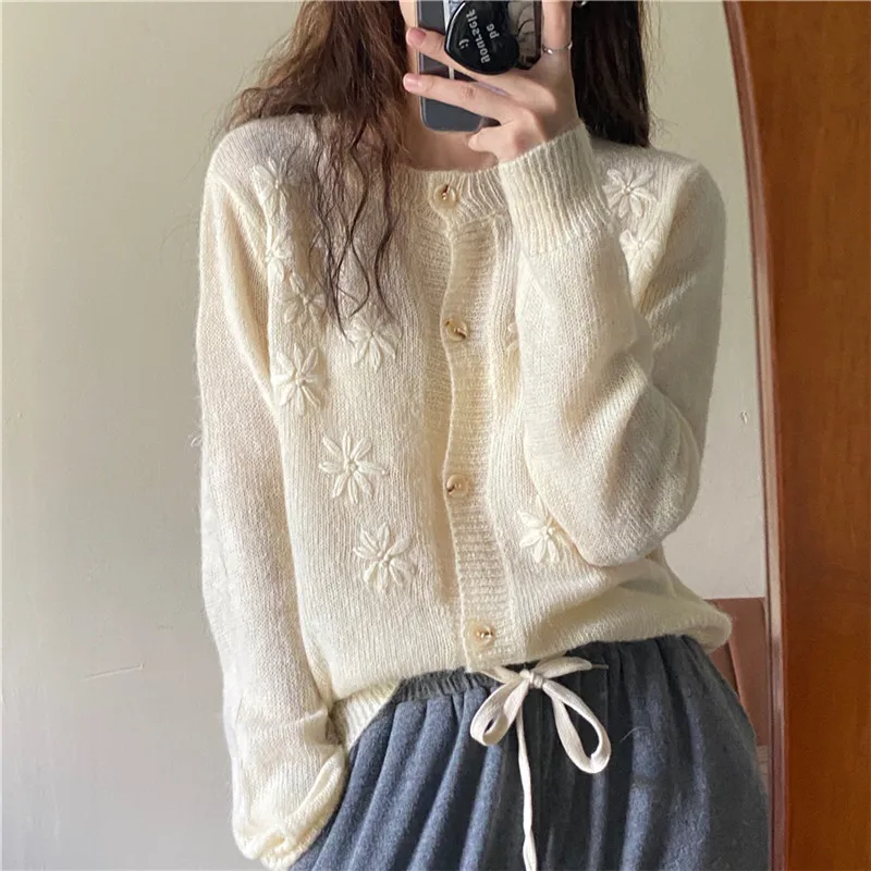 He78c30ac729140889766cb5002ca9ef5M - Spring / Autumn O-Neck Embroidered Knitted Cardigan