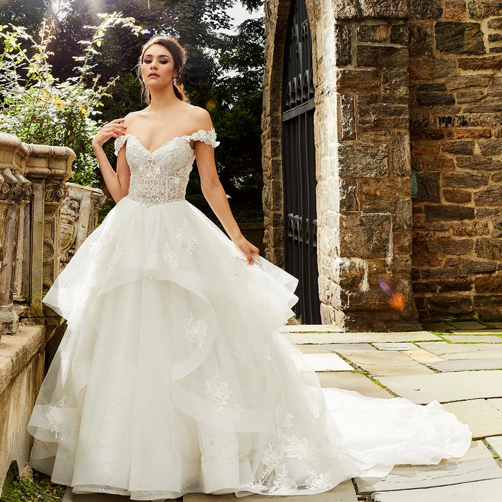 

Beaded Crystal Shiny Princess Ball Gown Wedding Dress Robe De Mariee Boheme Short Sleeve See Through Illusion Bridal Dresses
