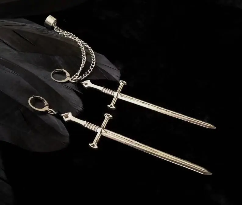 Серьги в виде меча с цепочками, кинжалом, панком, готикой, крутой, черный кристалл, серьги в виде меча, серебряные, готические ювелирные изделия, серьги в виде вампира