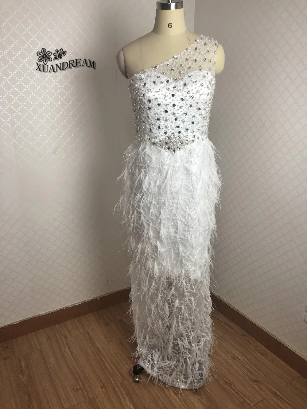 Formal Women Dinner Party Gown Robe Enfant Fille Mariage One Shoulder Feather Bling Bling White Evening Dresses 19 Xd 133 Evening Dresses Aliexpress