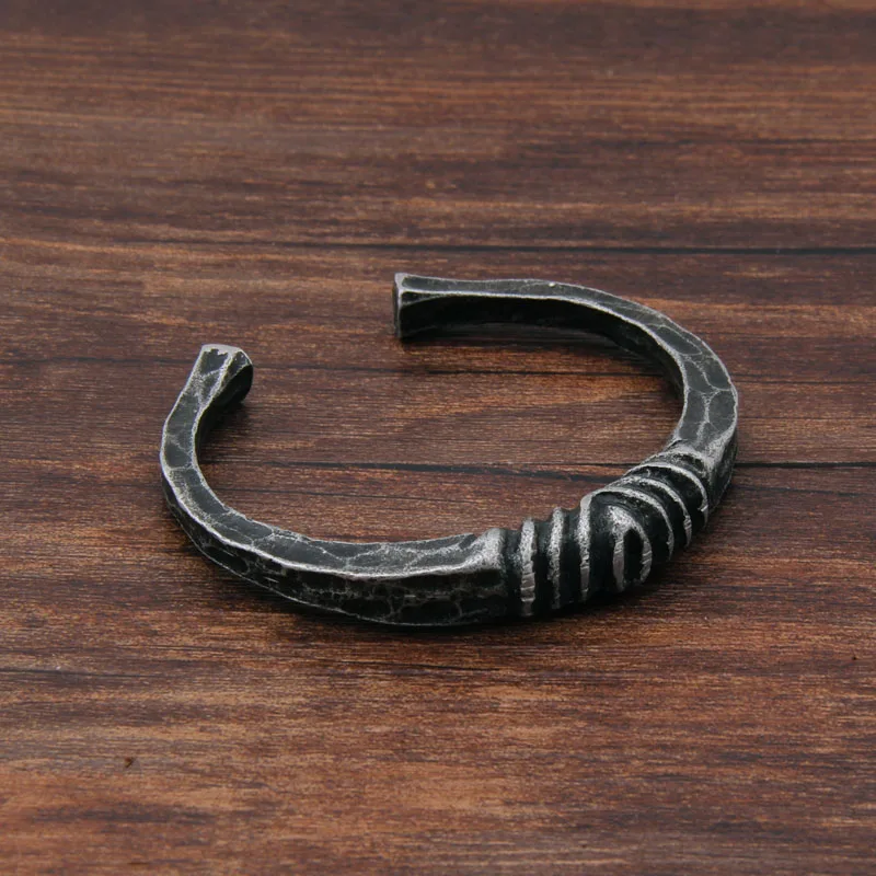 Yage new arrival Iron Color Deep Gray Viking Bangle as christmas gift