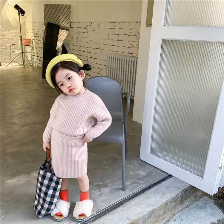 Новинка года, детский шерстяной костюм в Корейском стиле для девочек Трикотажный костюм топ+ короткая юбка костюм из двух предметов комплекты одежды для малышей пуловер для девочек, свитер