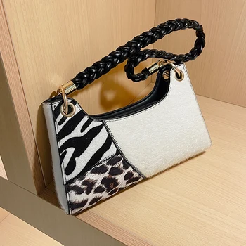 

Autumn New Ins Super Fire Fur Bag Female 2020 Net Red New Fashion Korean Style All-match Shoulder Fashion Messenger Bag